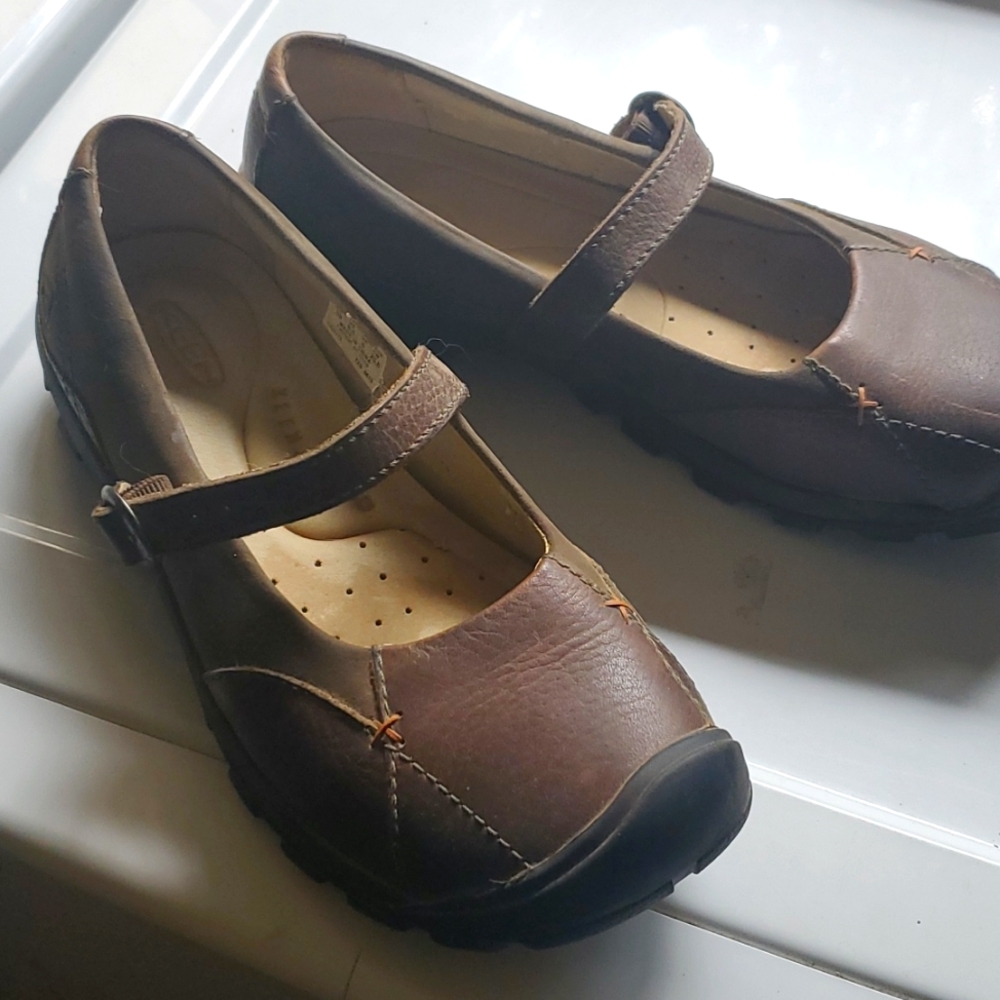 Keen Mary Jane hikers